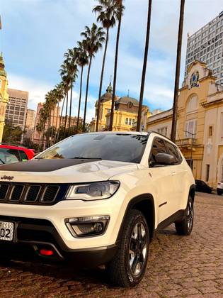 JEEP COMPASS 2.0 16V DIESEL TRAILHAWK 4X4 AUTOMÁTICO JEEP COMPASS 2.0 16V DIESEL TRAILHAWK 4X4 AUTOMÁTICO